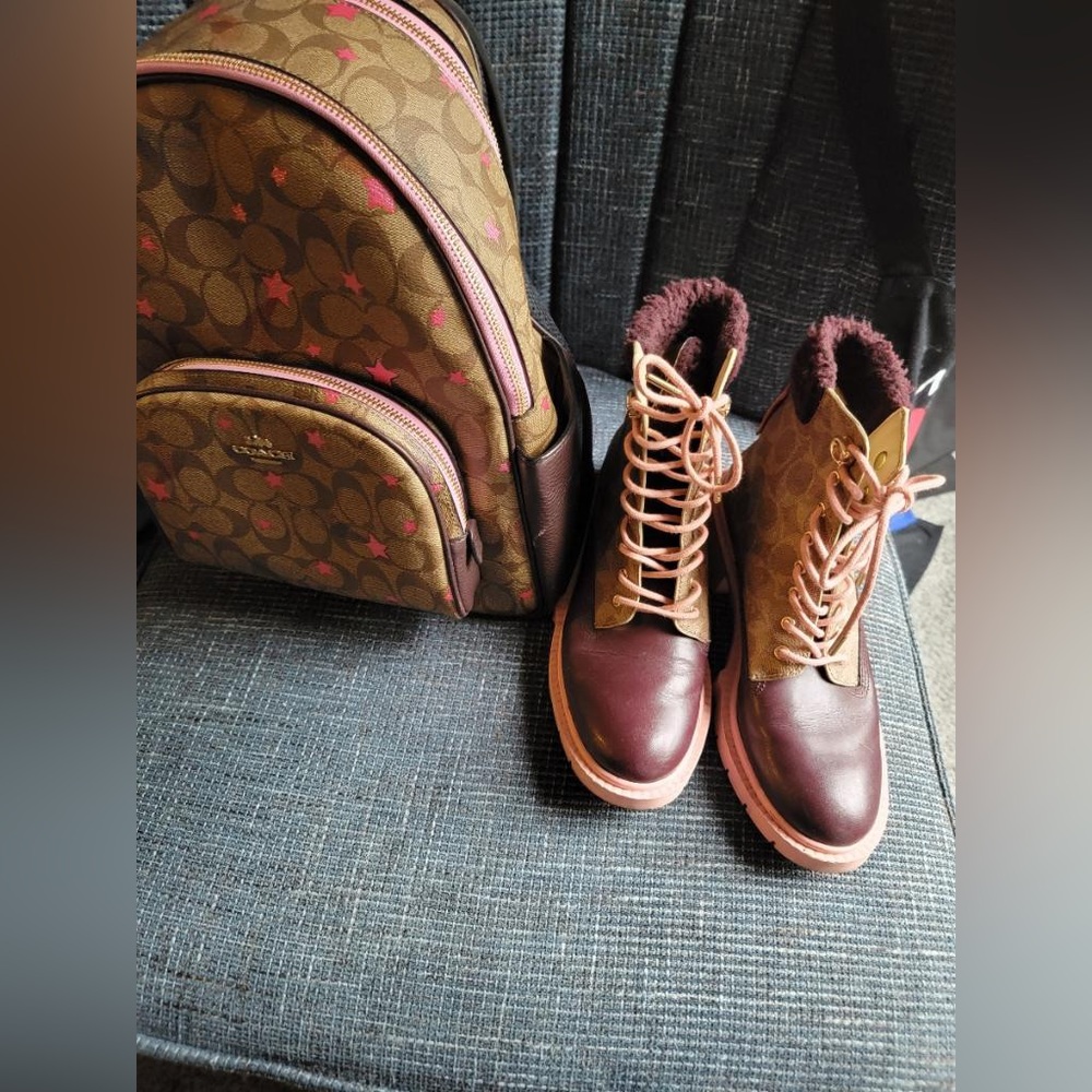 Coach Boots and bookbag women 6.5